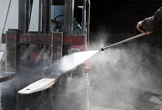 Best Parking Lot and Garage Cleaning  in Pretty Bayou, FL